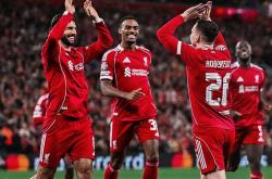 开云体育中国官网-尤文翻盘利物浦，范戴克刷新纪录