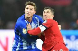 开云足球直播-包含德国队碾压中国队，黄鸭组合统治全场的词条