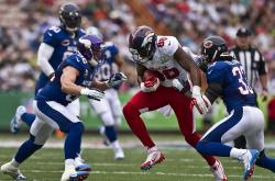 开云体育APP下载-丹麦全面压制埃及，三笘薰成为关键先生，一场战术与个人英雄主义的完美结合