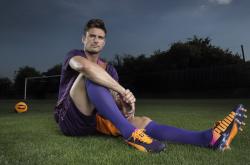 开云体育入口-赛道上的双雄对决，梅赛德斯鏖战红牛，诺里斯惊艳四座