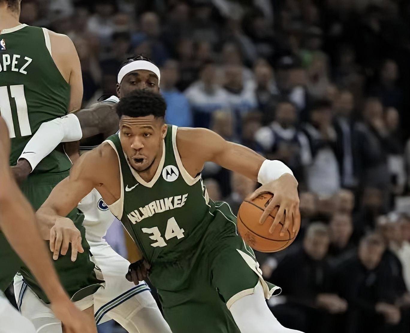 关于雄鹿B队爆冷雄鹿，米尔萨普打破历史纪录的信息