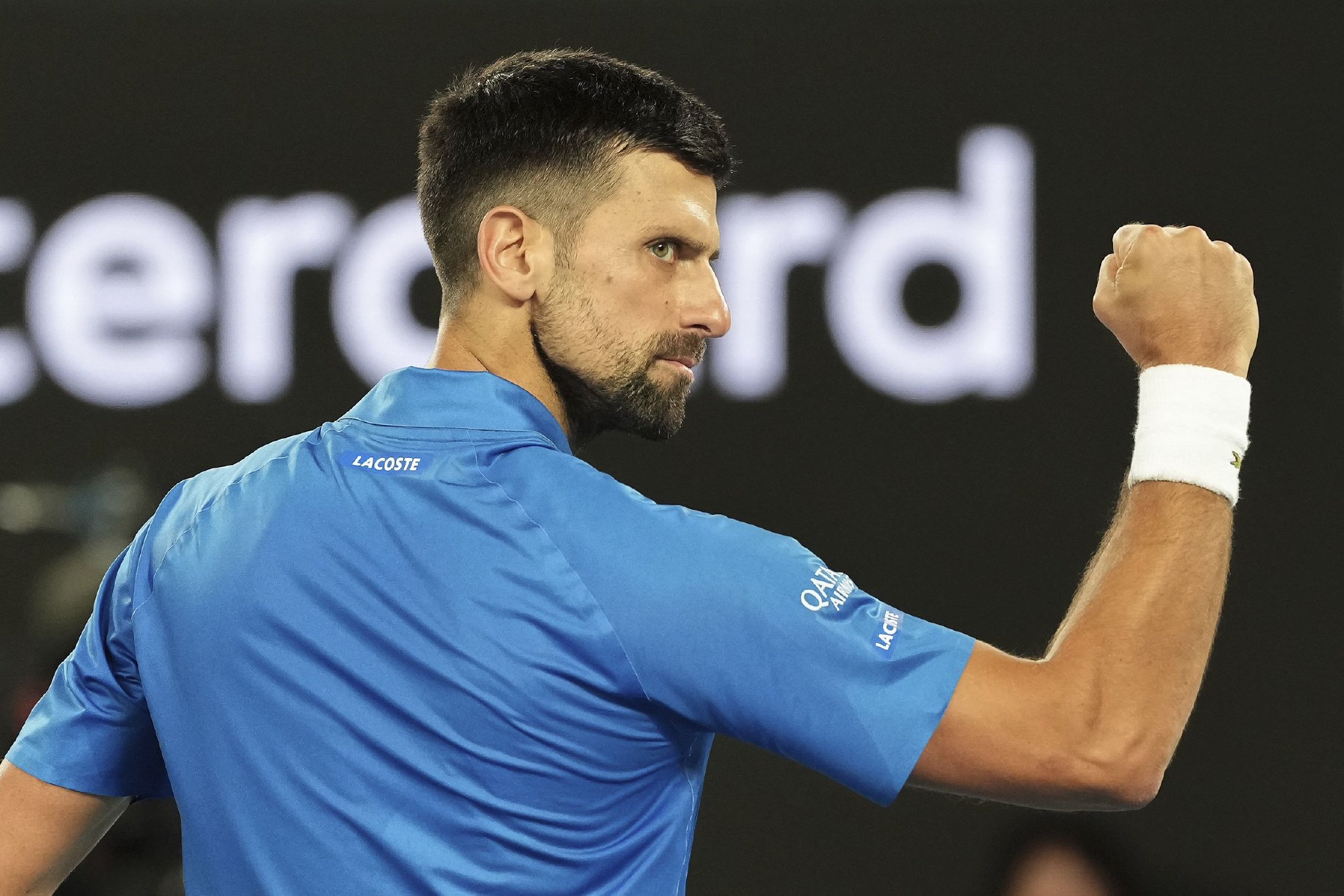 关于英国网球队血洗澳大利亚网球队，德约科维奇关键制胜的信息