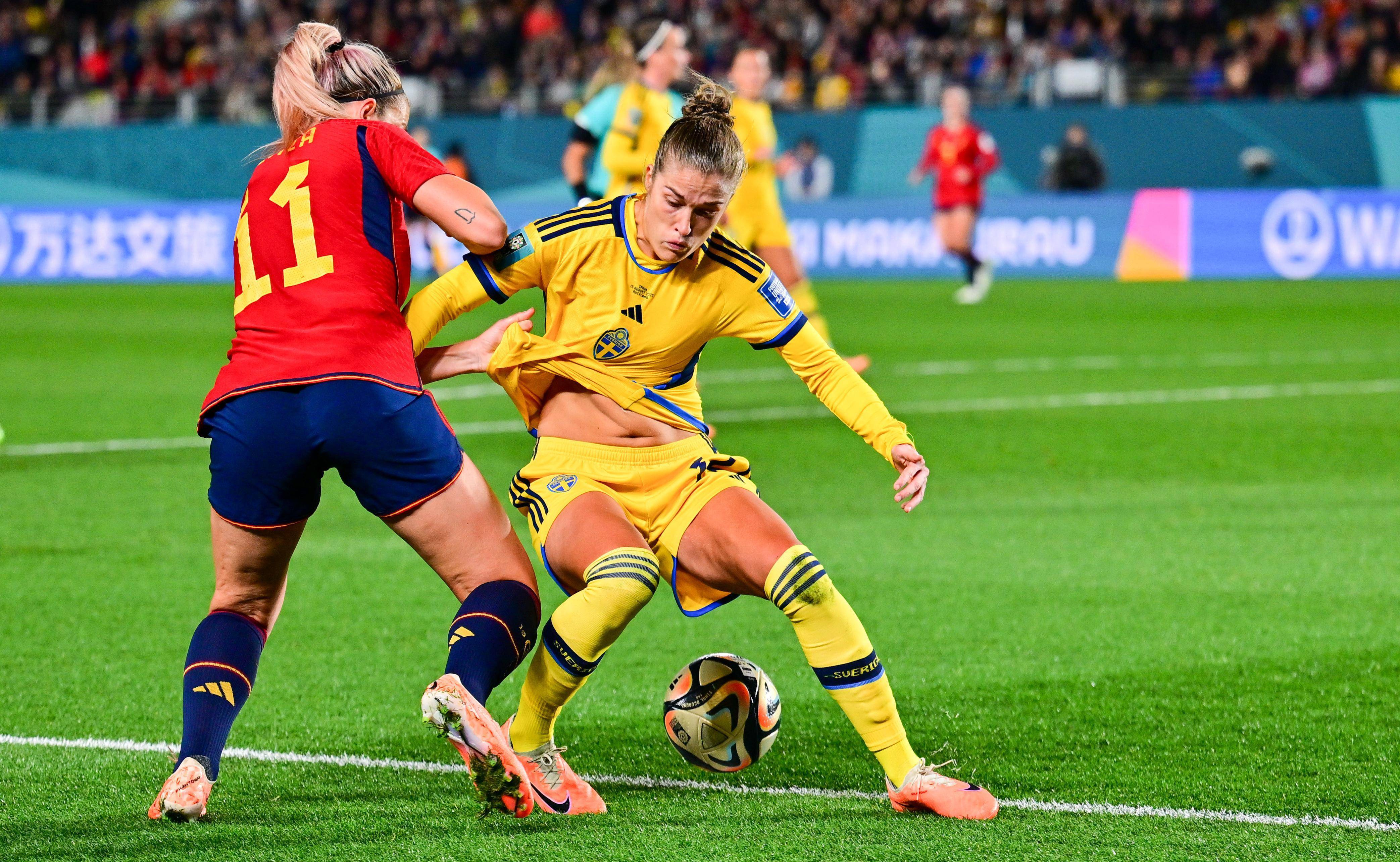 西班牙队在国际比赛中展现出色表现