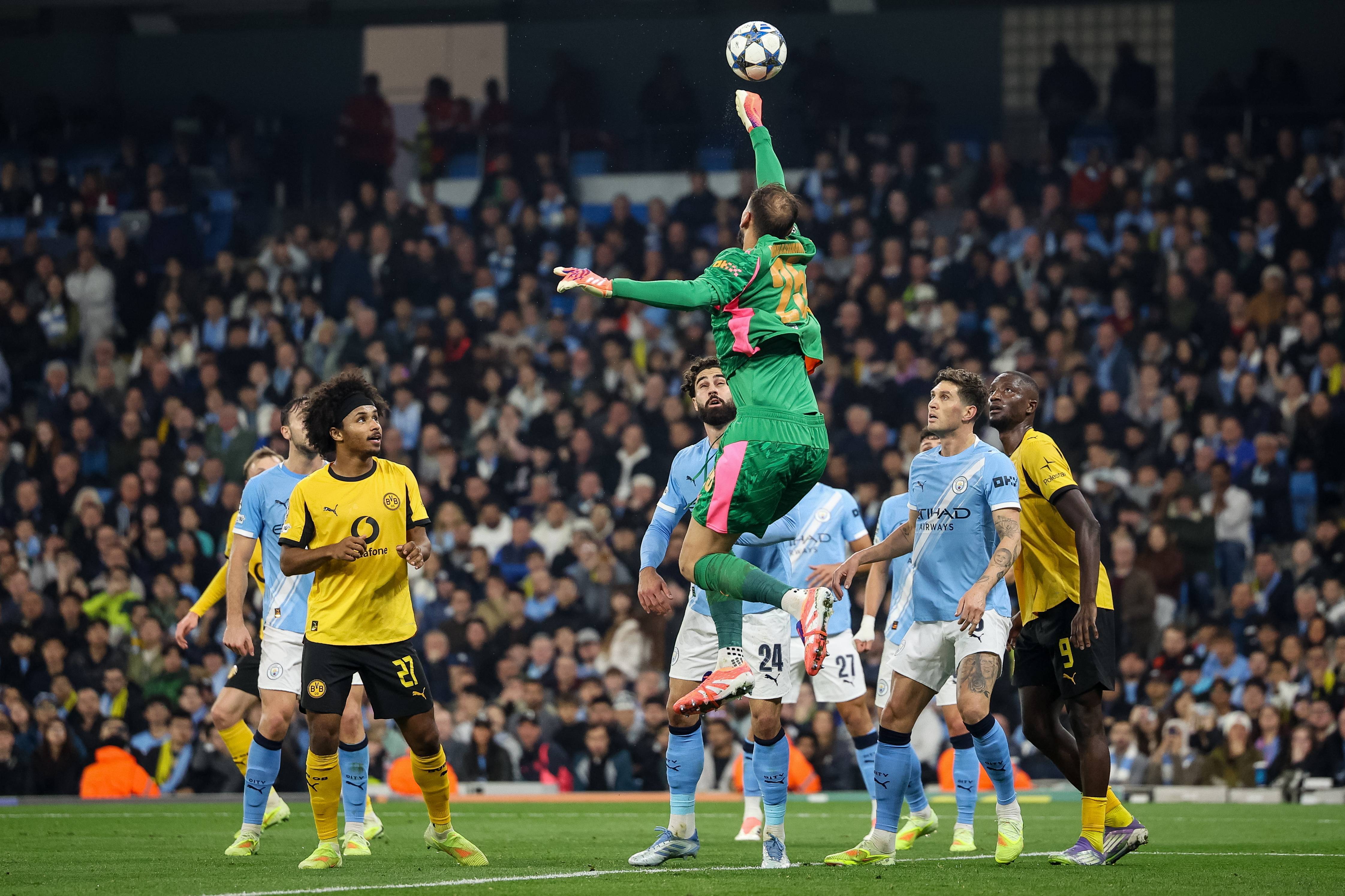 关于曼城再度夺冠,欧冠冠军气势如虹的信息 关于曼城再度夺冠,欧冠冠军气势如虹的信息