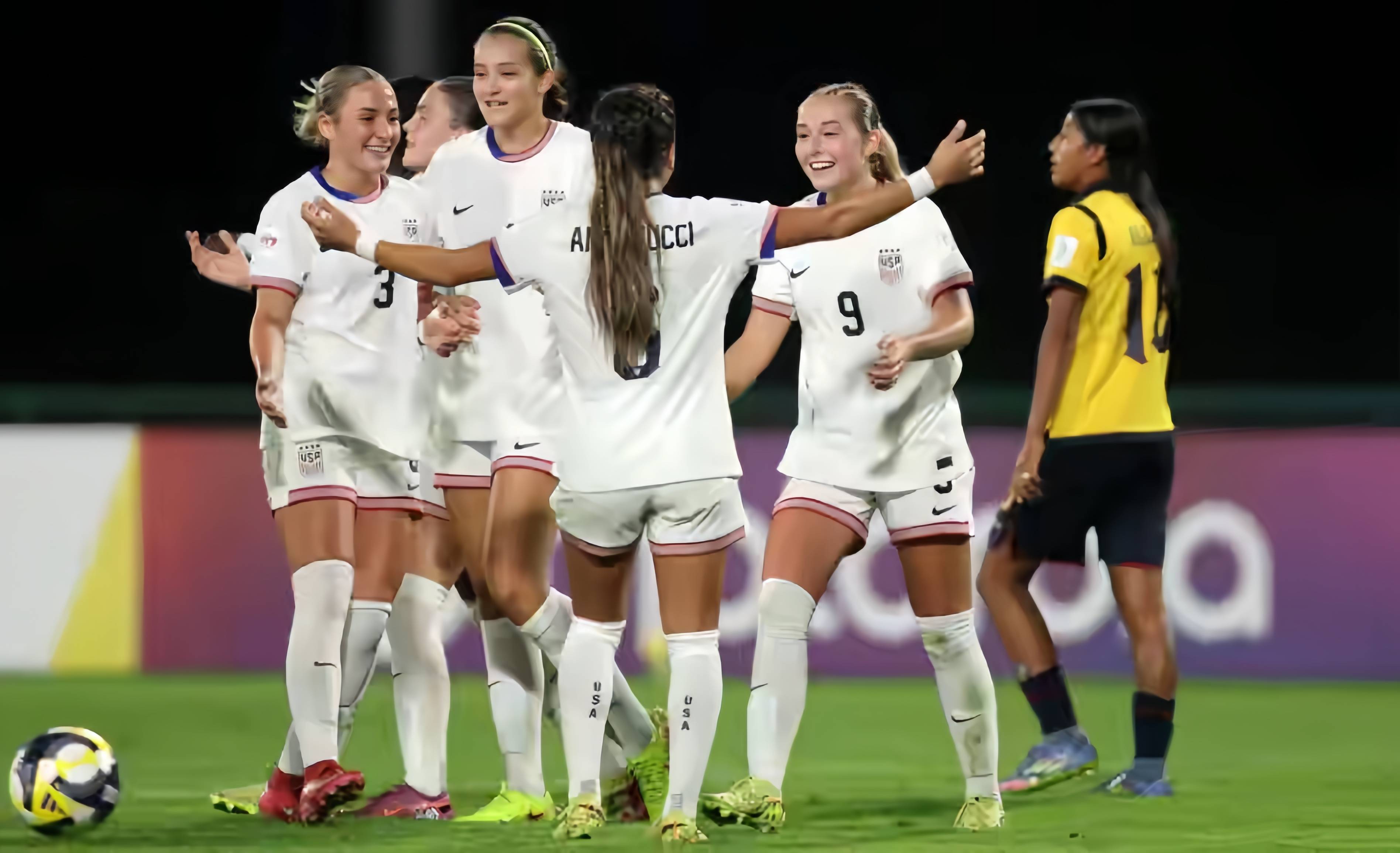 美国女足团队卓有成效赢得冠军