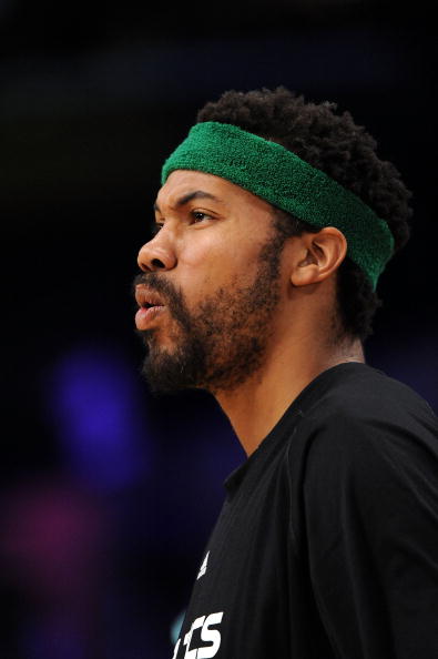 凯尔特人实现反弹，赢得宫殿之战