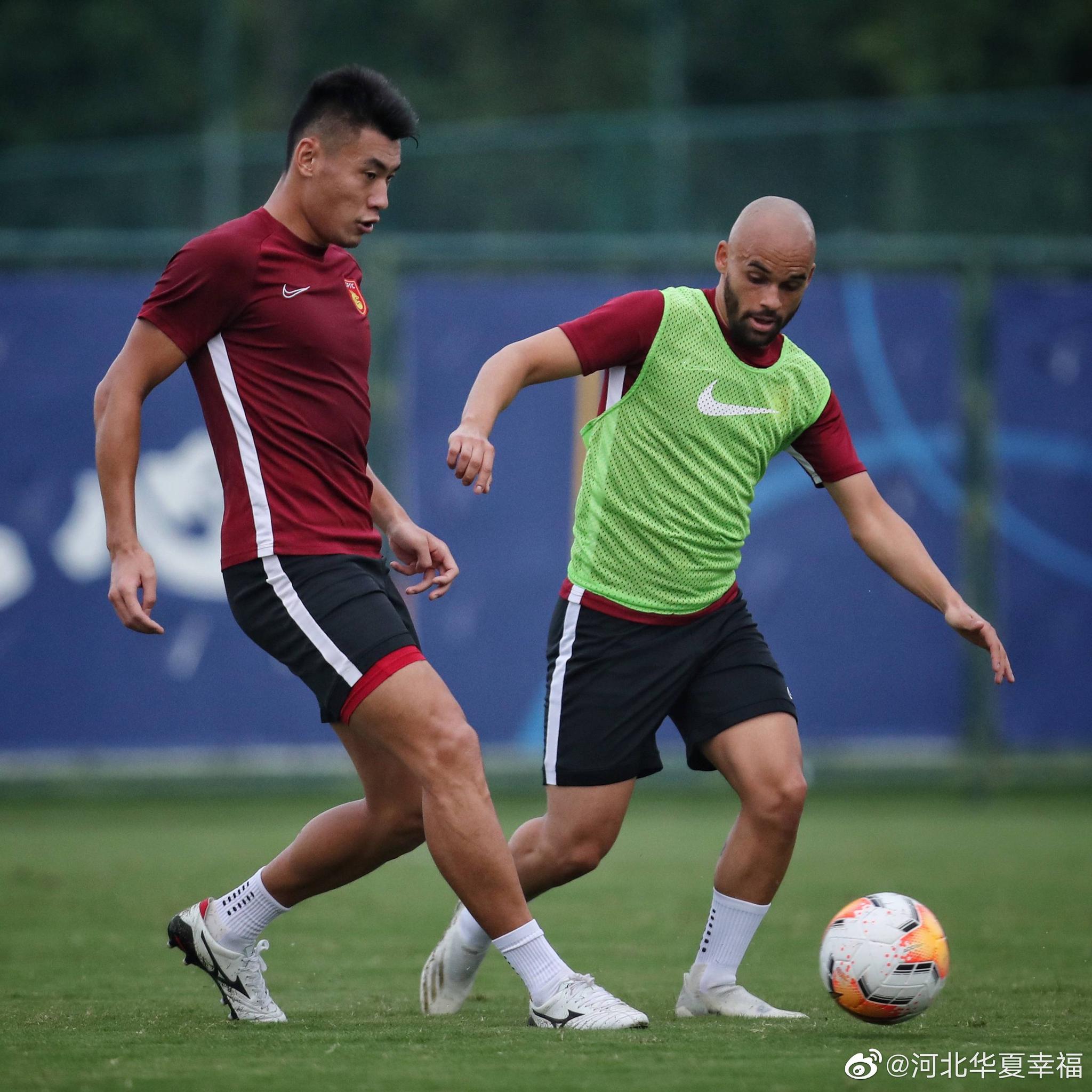 包含华夏幸福低迷表现难敌对手，联赛形势严峻的词条