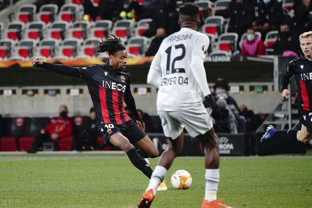 曼彻斯特城主场横扫法甲劲旅，提前晋级的简单介绍