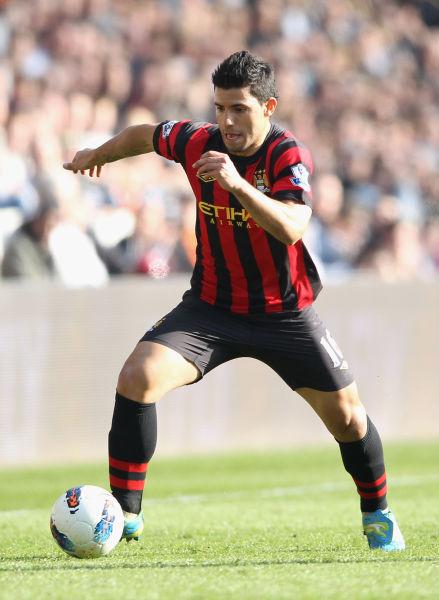 英格兰力克日本，阿圭罗状态火热的简单介绍