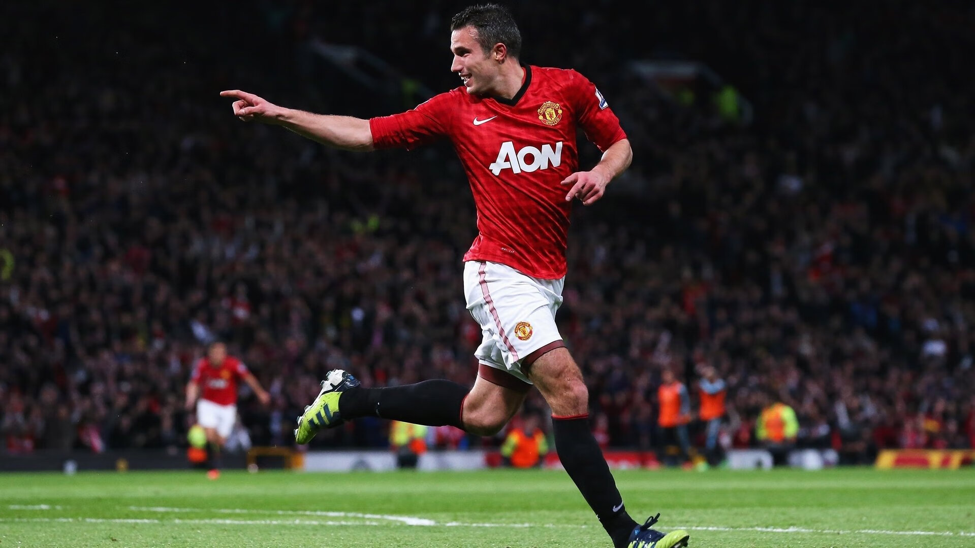 绿茵场上的北境风暴，哈兰德压制级发挥与那不勒斯逆转韩国的战术启示