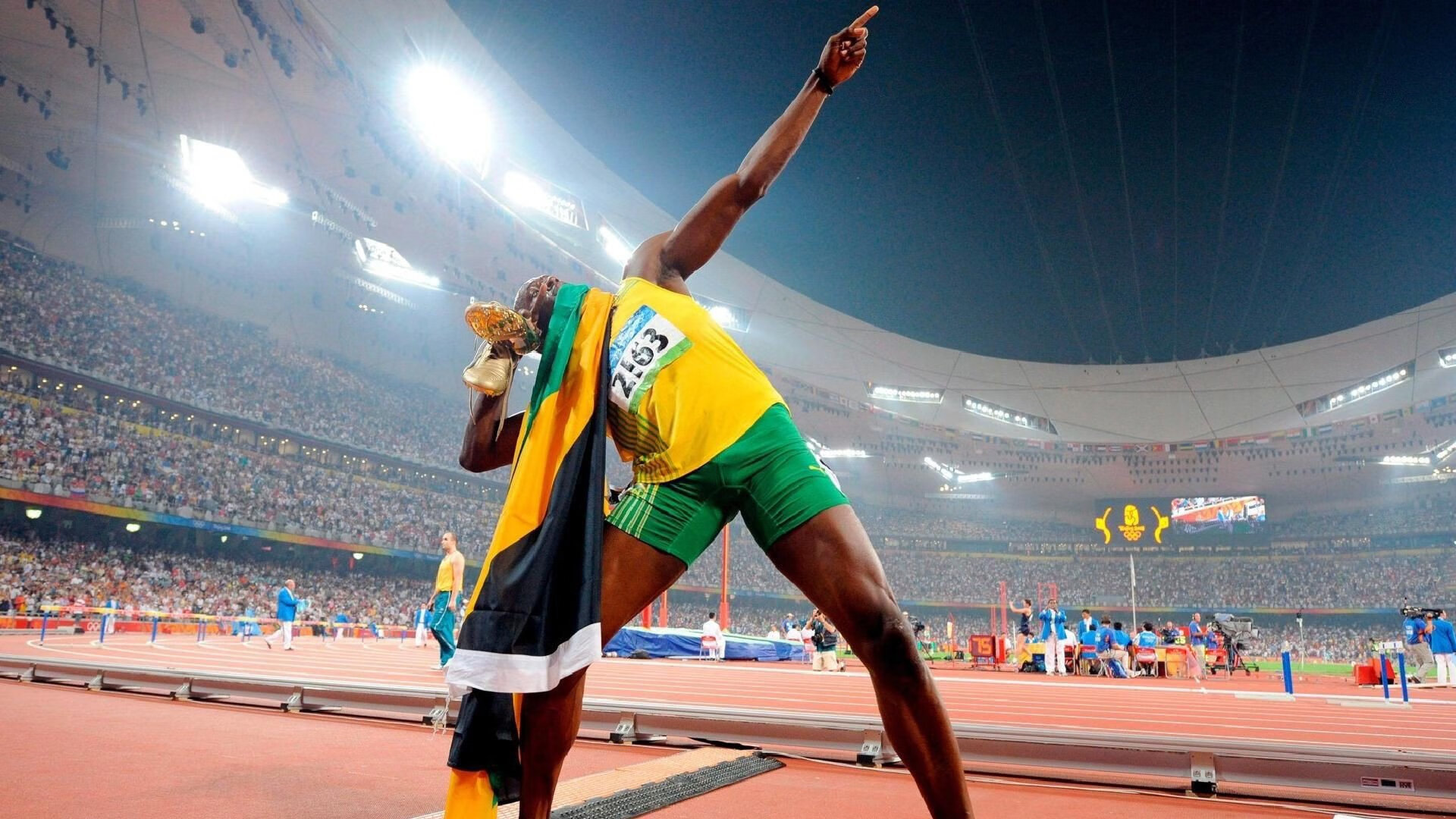 佩德里爆发引领战术革命,阿尔及利亚式碾压足球的全球启示